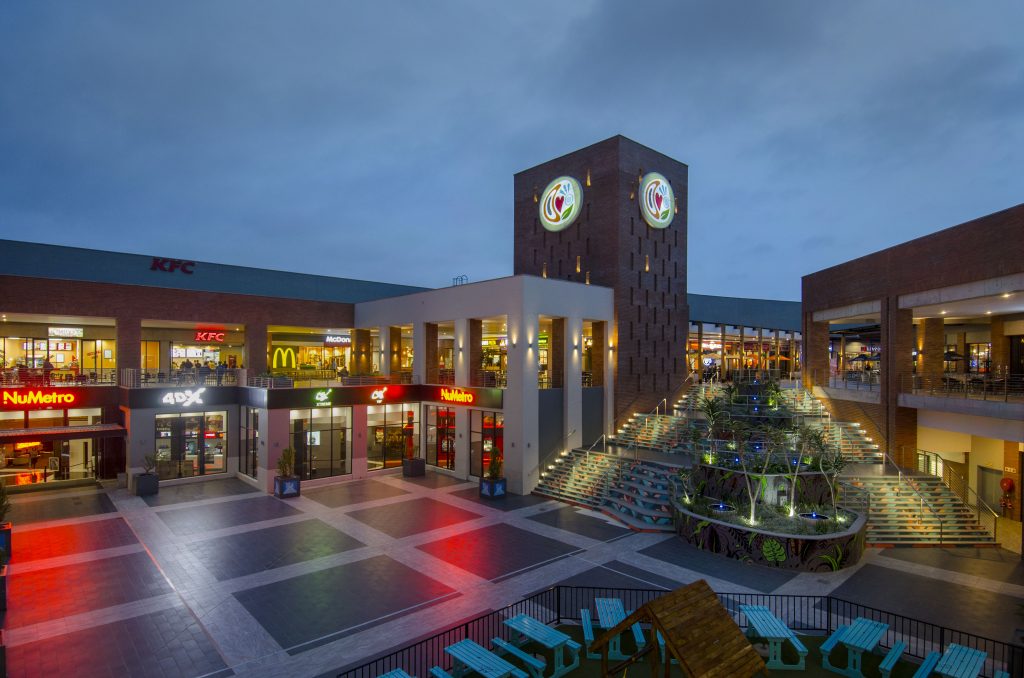Food court - Town Square - South African Architects